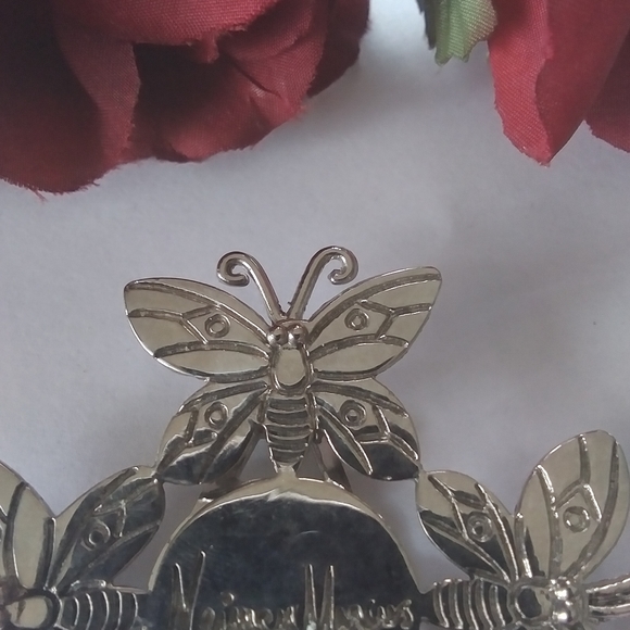 Neiman Marcus SCARF CLIP Emilia Castillo 96 Butterflies Stainless Steel 2.5X2.5" - Picture 3 of 7